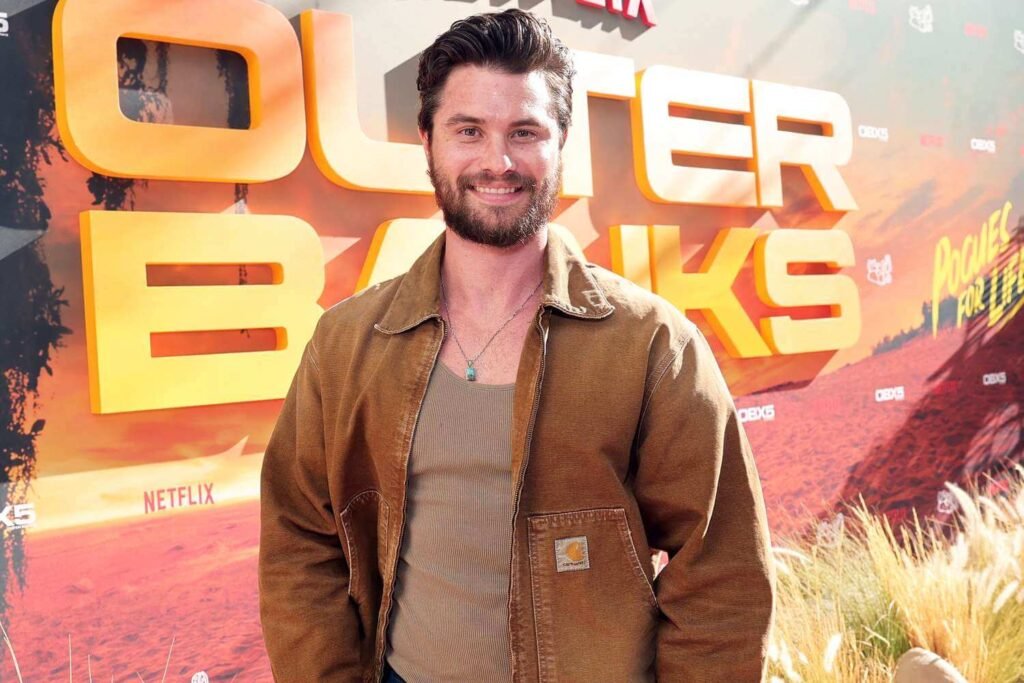 Chase Stokes: From Outer Banks Star to Hollywood Favorite Chase Stokes: From Outer Banks Star to Hollywood Favorite