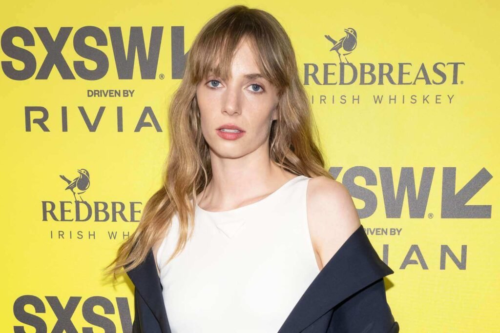 Maya Hawke: From Stranger Things Breakout to Rising Multi-Talented Star Maya Hawke: From Stranger Things Breakout to Rising Multi-Talented Star