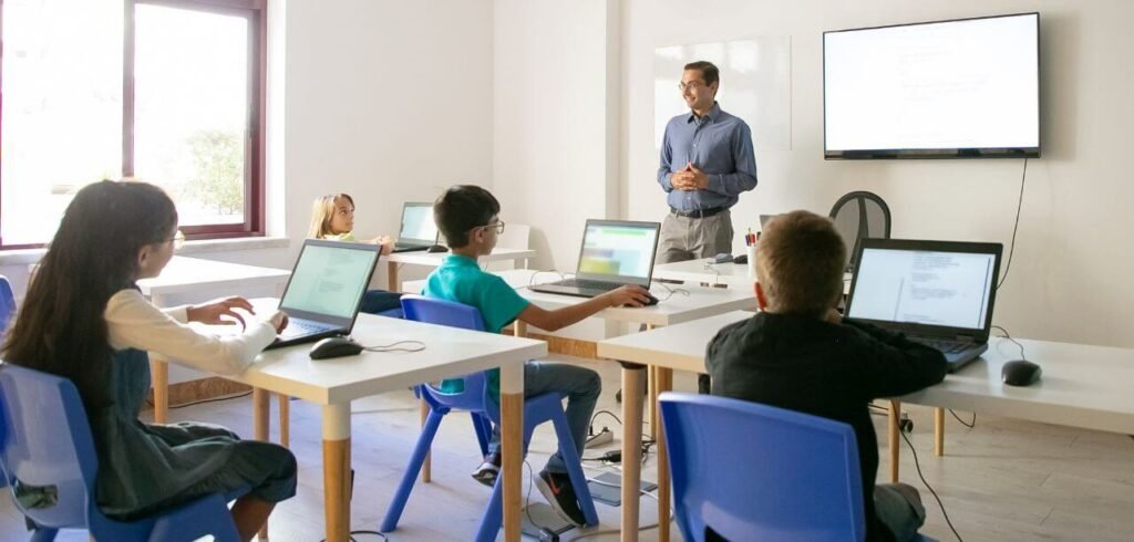 JoinCRS.com: A Complete Guide to the Classroomscreen Student Joining Platform JoinCRS.com: A Complete Guide to the Classroomscreen Student Joining Platform