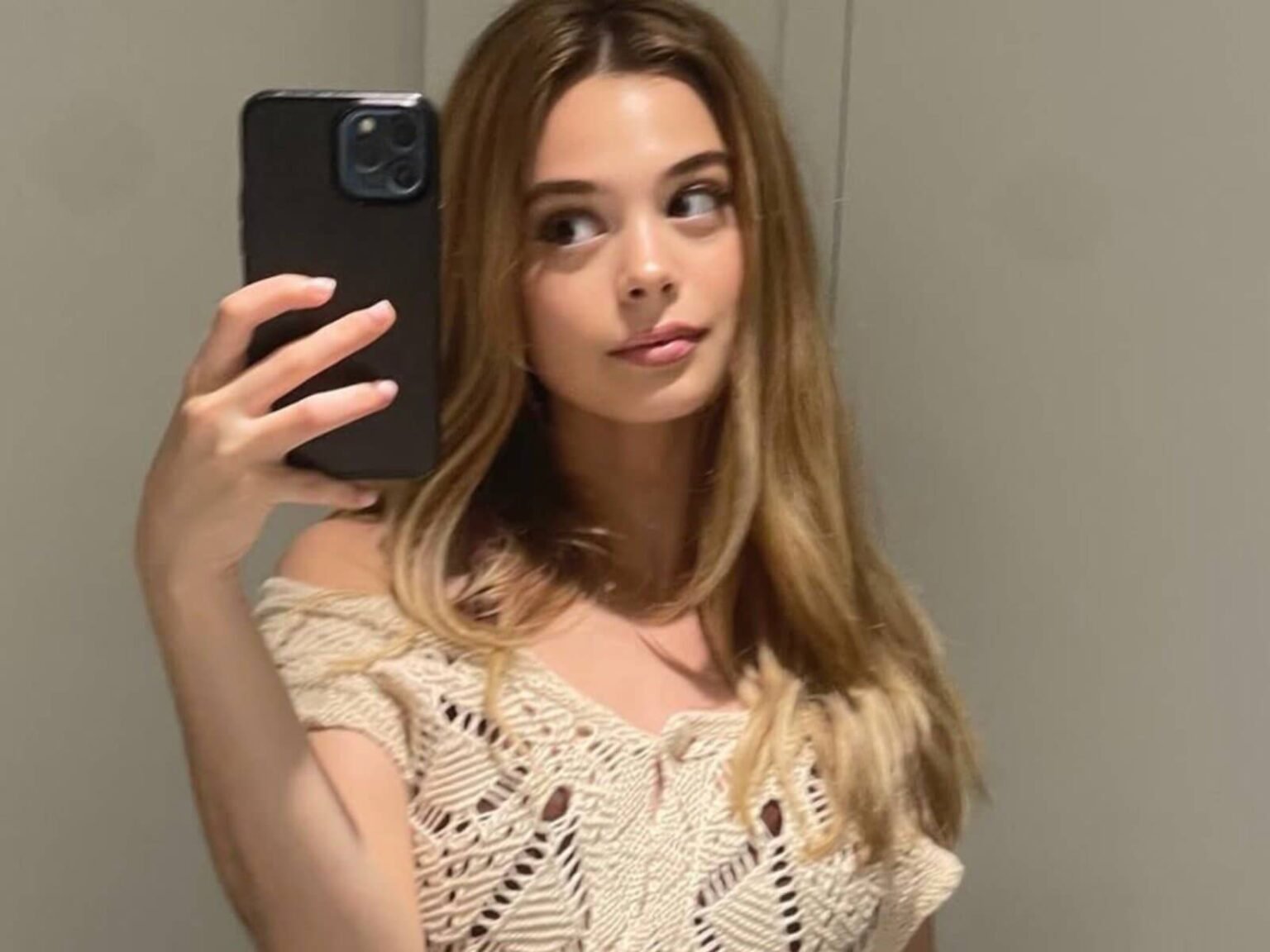 Molly Little: Biography, Career, and Rise to Online Recognition